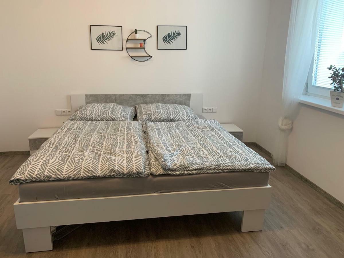 Tolarova Apartmán Pardubice Kültér fotó